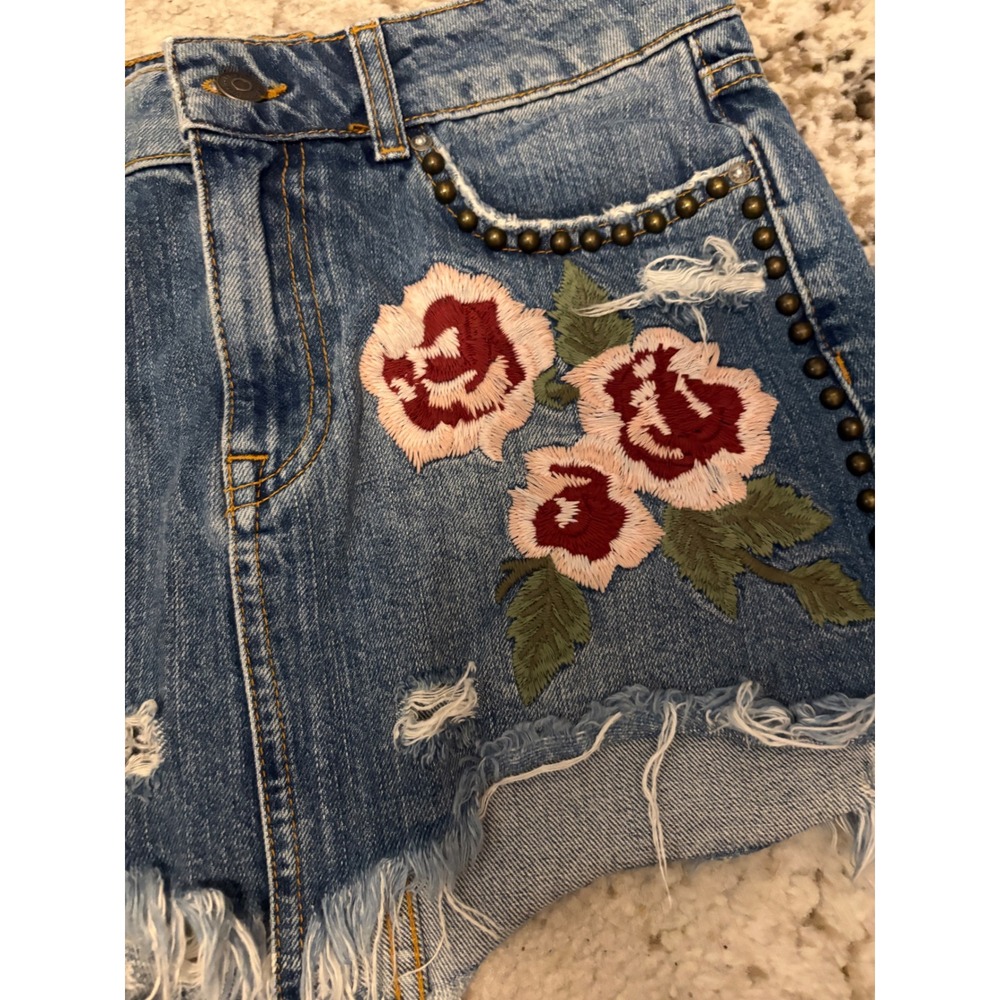 Free People Wild Rose Embroidered Studded Distressed Denim Mini Skirt Size 25 - Picture 2 of 6
